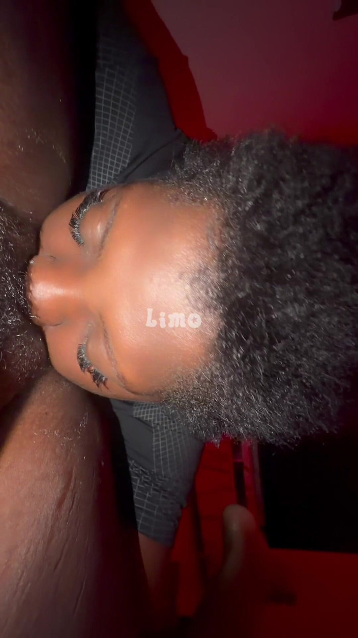 Limo: 내 보지에 얼굴로 끝내는 소녀들
