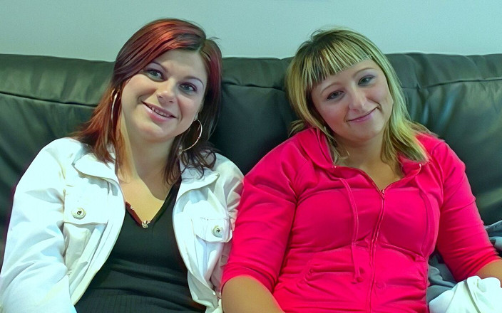 Real Sex Pass: Loira e ruiva putas ficando encharcadas de porra