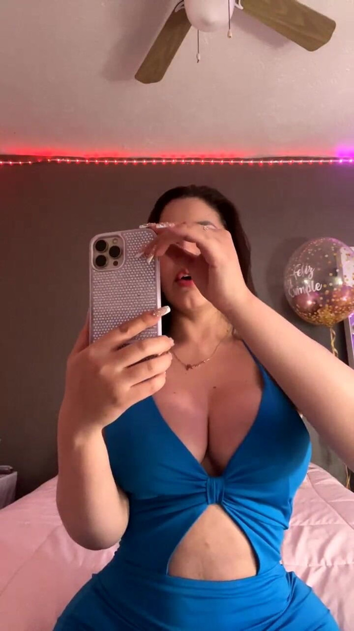 Marian Franco: Kijk eens naar mijn grote bezittingen in een privé camshow