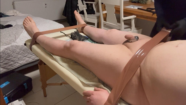 DomLadyMia: Domladymia That-is-my-slave Ballbusting - a - Více-část 3