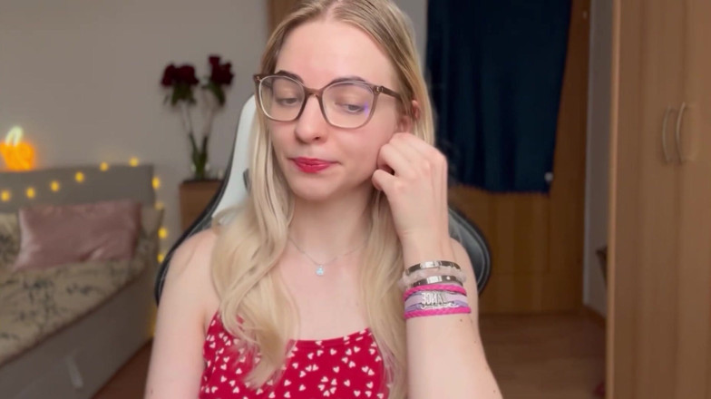 Goddess_Bella_Rae: bita ke alpha purush men kaise badlen