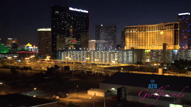 ATK Fans (Girlfriends): Vacanze virtuali a Las Vegas con la teen jackie marie 1/3