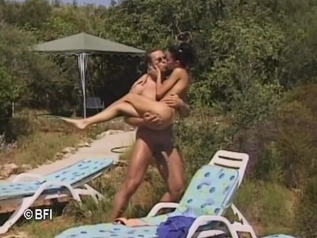 Tight sweet and irrestible sweet teen pussy: Üniversiteli gençler 27 DVD