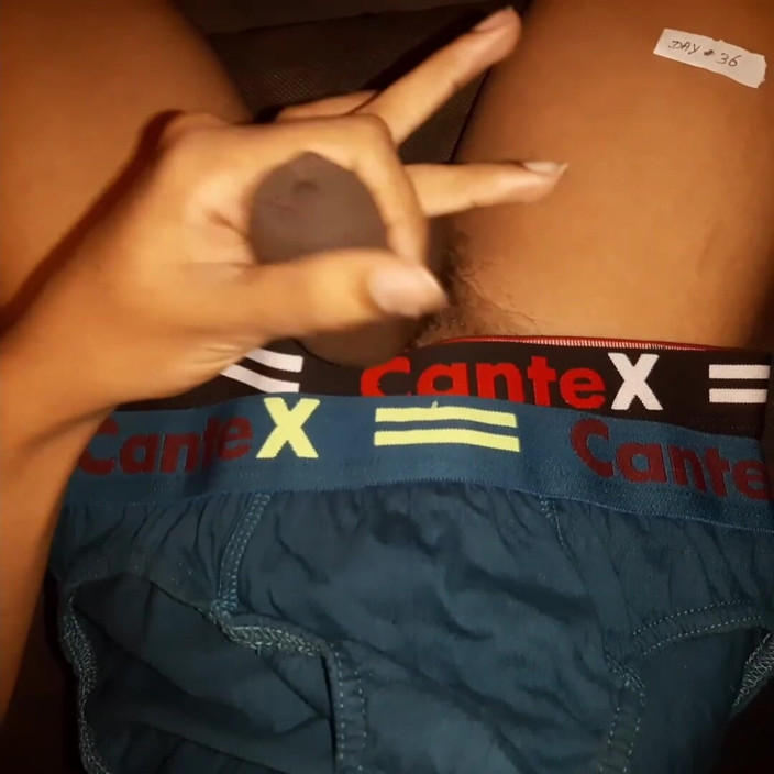 Desi college love: Desi Twink Boy Punheta Dia 36