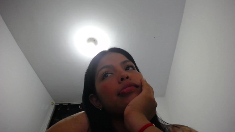 ZoeBeautiful: Il mio primo spettacolo davanti alla webcam - Si spoglia per...