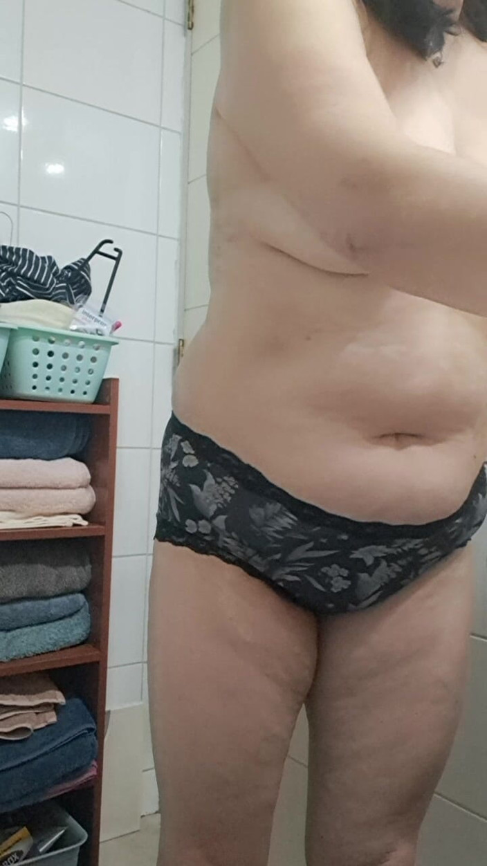 Mommy big hairy pussy: Macocha Un Morning Black Old Panthys