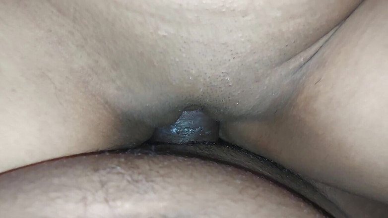 Tharumini_Official: Srílanský pár Sex, část 1