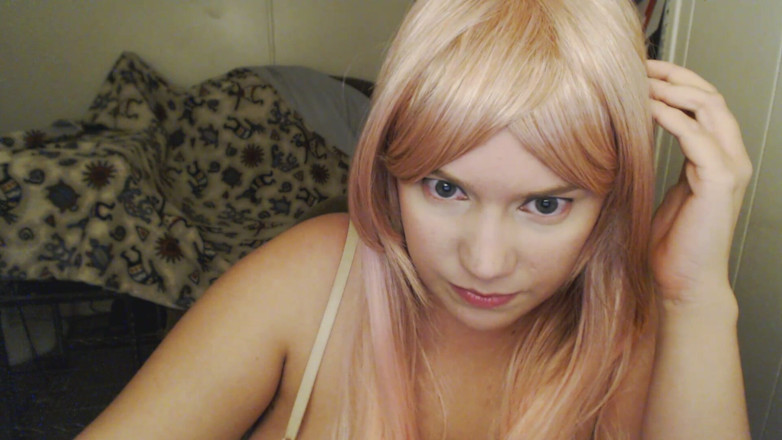 Scarlet Vixen: Rülpsende blondine