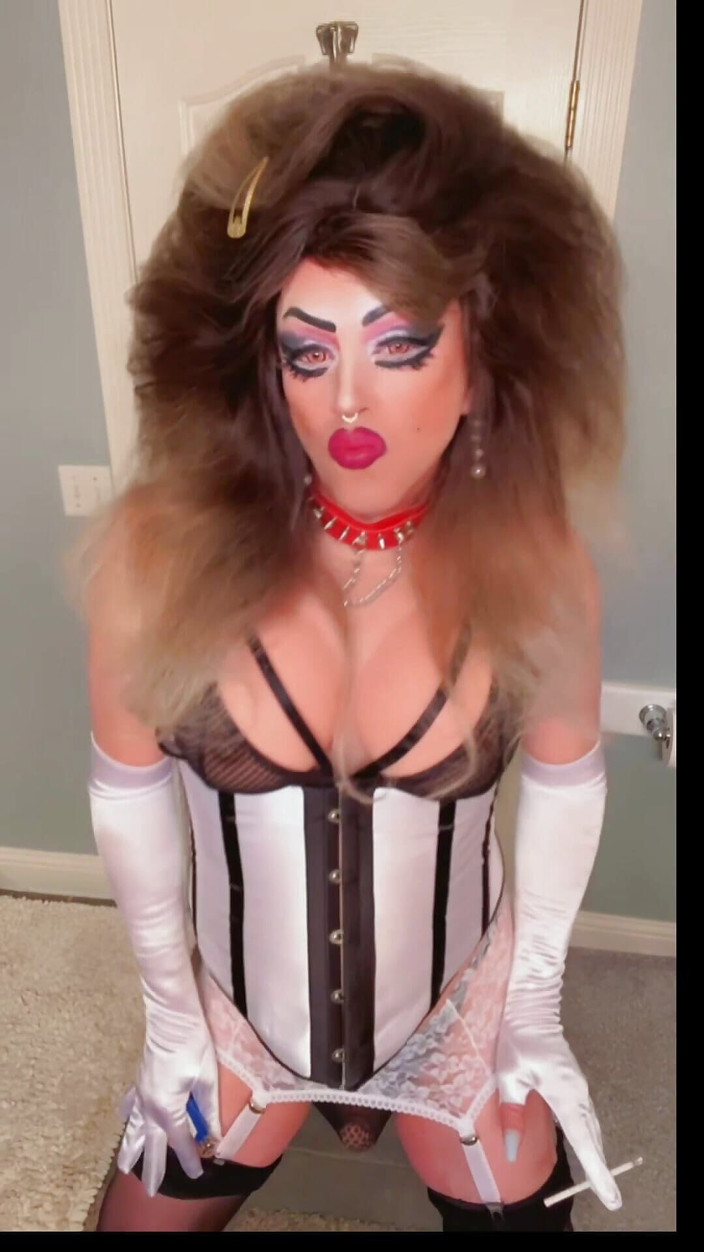 Shelly Robertss: Shelly &amp; Ginger Roberts Crossdressing Smoking Vaping Anal Play Blowjob Sex...