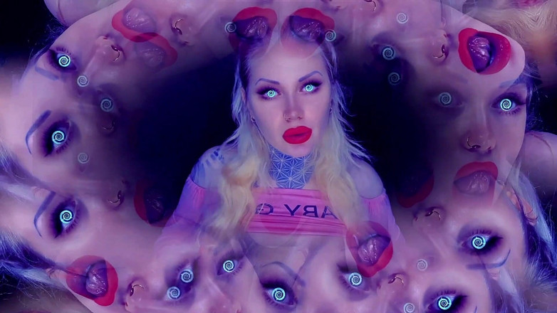 Goddess Misha Goldy: Centro de control de ojos en espiral - ojos bloqueados, mundo...
