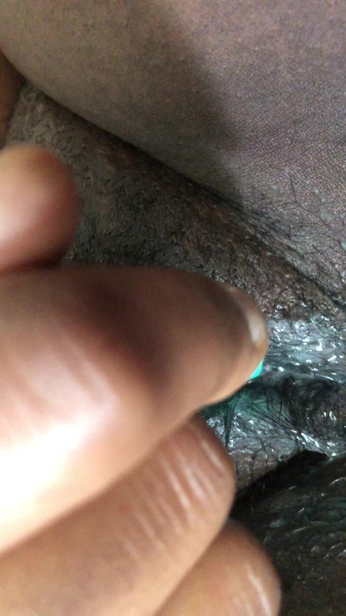 Sexxyluther: Memek be basah ini beda-beda kaya air