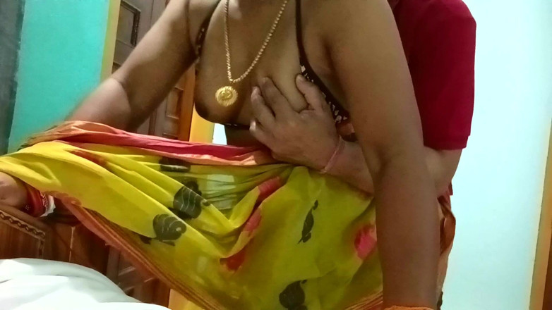 Popmini: Tamil Mallu dorpsschoolleraar Sandhya harde seks met student in het...