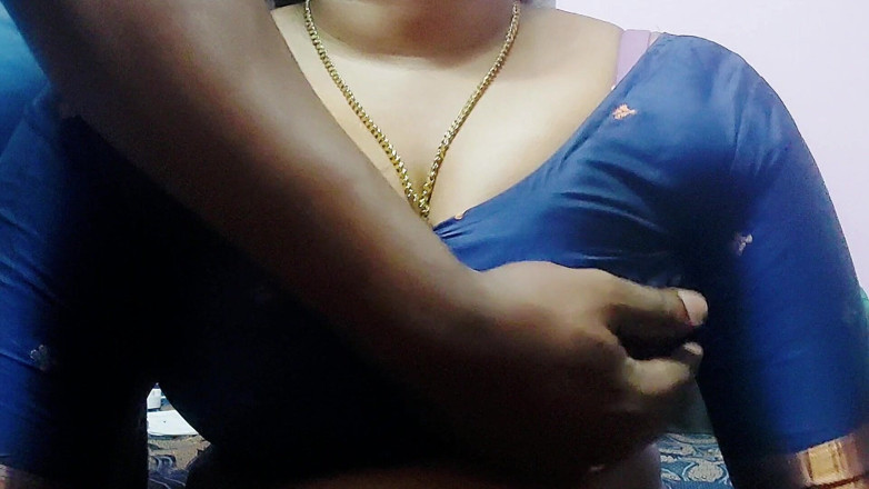 Desi Mohini: Une femme au foyer indienne sexy trompe son mari