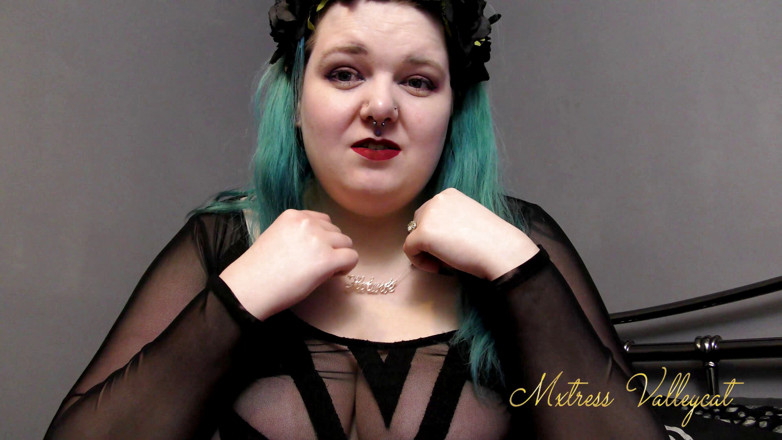 Mxtress Valleycat: Chaudasse gothique