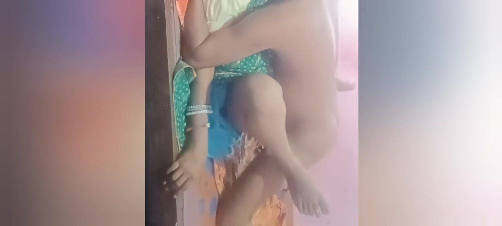 Sobha rani: Ấn Độ village bhabhi viral sex tiếng Hin-ddi chudai