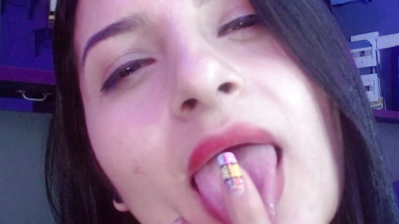 Tamara Russo: Labios rojos
