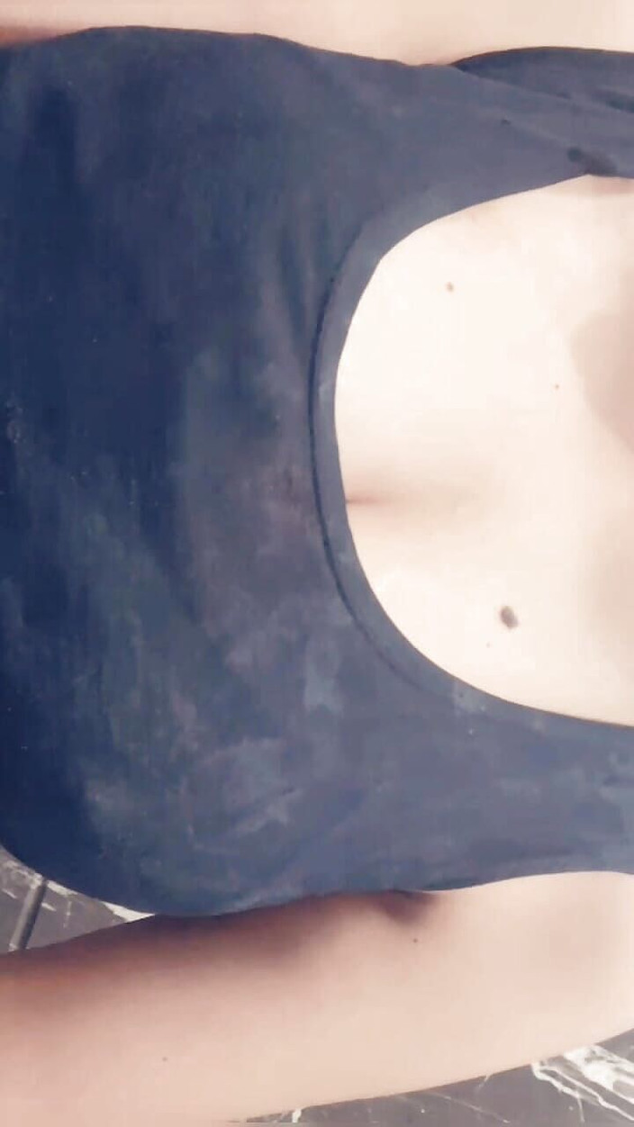 Tumheri Iska: Heute exklusiv-sexy desi Bhabhi zeigt möpse...