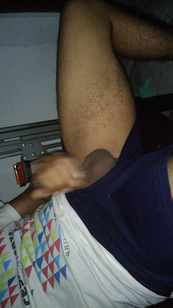 AlexAlejandro13: रेलिंग के मेरे घर की बाड़ की कार्यशाला में हस्तमैथुन