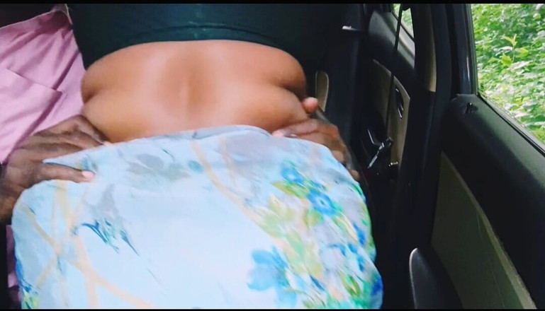 Telugu honey lips: Une tatie telugu trompe son mari en se faisant baiser...
