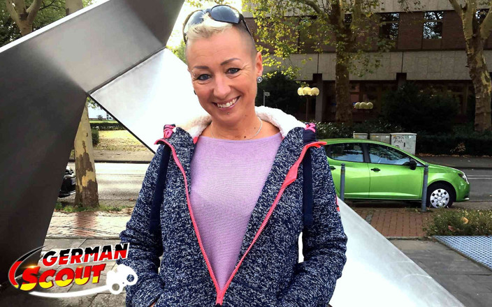 German Scout: Scout allemand - sodomie réelle pour Mandy Mystery, Femme mature allemande