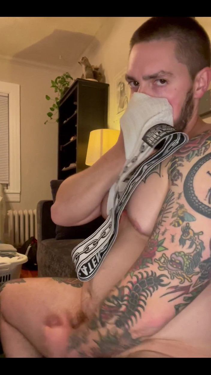 xrustytaylorx: Huffin, mein jock und Jerkin eine letzte ladung rein. Ive...