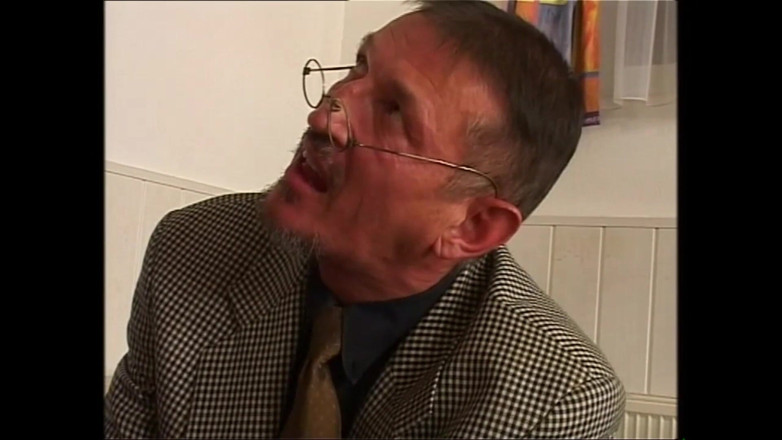 Deutschland porn: Cały mój kutas w gardle