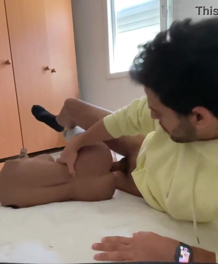 Grayalpha: Chci tě takhle ošukat (sexuální panenka)