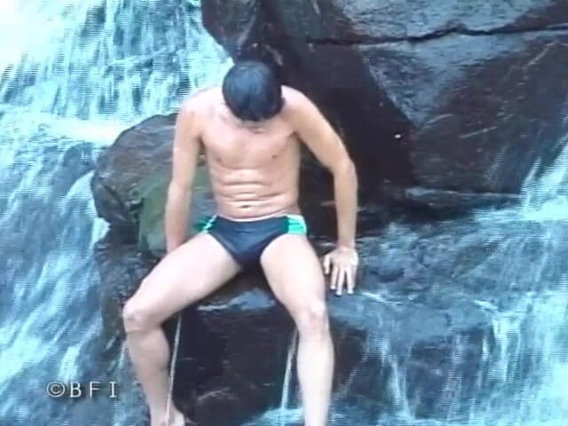 Just Boys: Falls n balls 9 -2 cảnh trong 1-