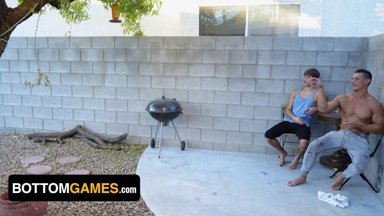 Bottom games: Bottom Games - Cyrus Stark e Jax Thirio apostam seus cus...