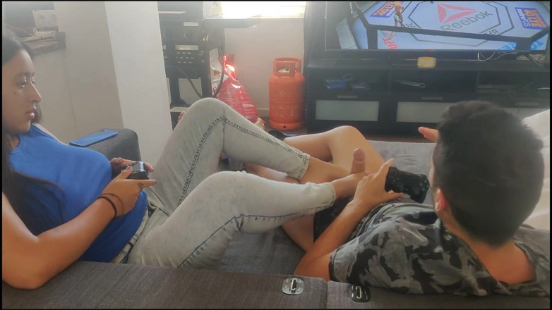 Miss Squirting: Cuckold neben meinem ehemann