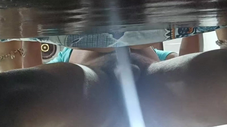 Catchybusty: Bhabhiji desi pelacur mahukan seks dengan adik ipar di biliknya