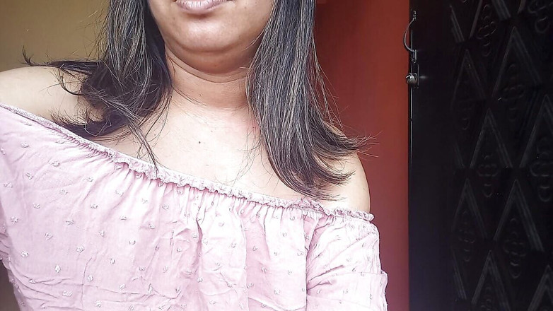 PATY PATY: पड़ोसी!! वह घर के बाहर झांकती है ताकि पड़ोसी उसकी रसदार चूत को बहुत हॉट देख सकें वह हस्तमैथुन करती है