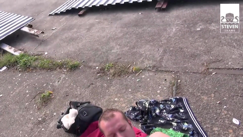 Sexy Buurvrouw: Sexe maison réel + trio en plein air en Allemagne : Lullu...
