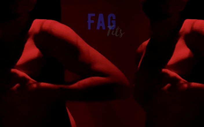 MisterFreak25: Spor ayakkabılı ibne göğüsleri tüküren domuz