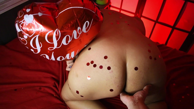 melu_world: Buat teman valentineku untuk muncrat di balonku - bunny looner
