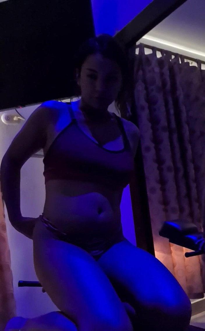 i_am_freya: Sextape de +14 minutes pour moi