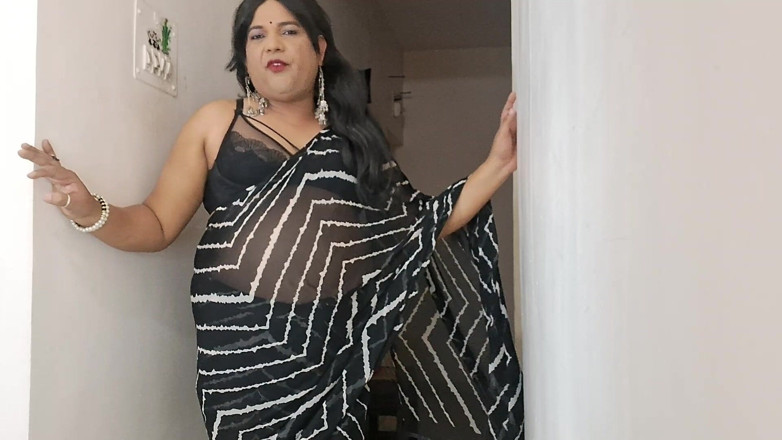 Indiansissychubby: Sari Twój Faworyz Marzyciel Pożądliwy Mnie Subskrybuj