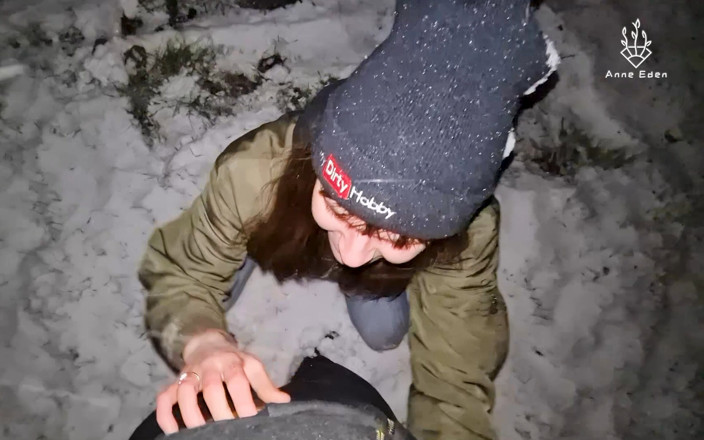 Anne Eden: Eerste keer seks terwijl het sneeuwt!!