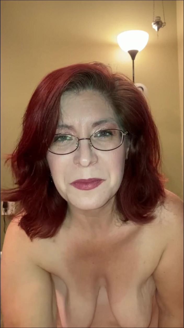 Elianna: Stiefmutter ist so glücklich, dich zu sehen - benutzerdefiniertes video