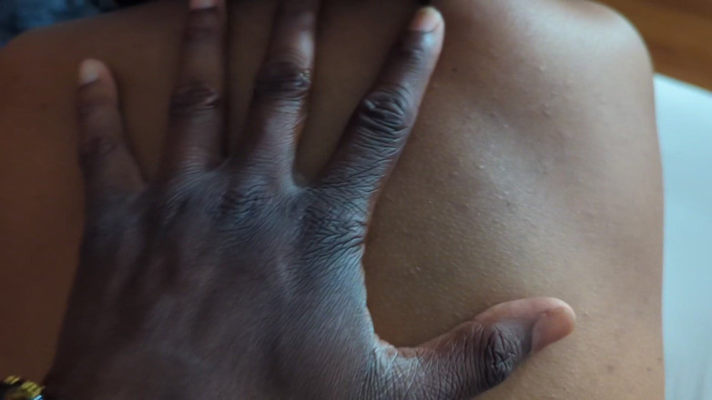 Themeatz: Il mio culo grasso vs vicino cazzo nella camera d'albergo...