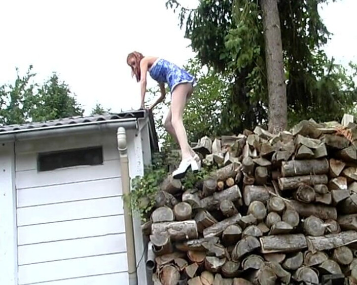 German Amateur Videos: Amatorka Bae z Niemiec lubi wank kutasa stopami