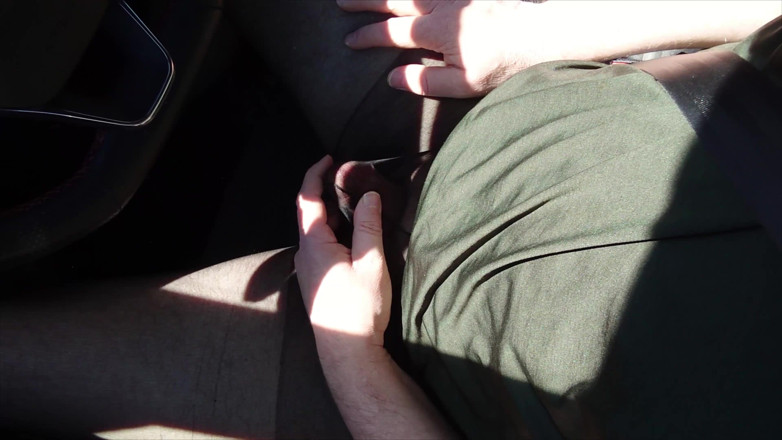 Carmen_Nylonjunge: Fuga Sexy Con L'auto in Calze Nere