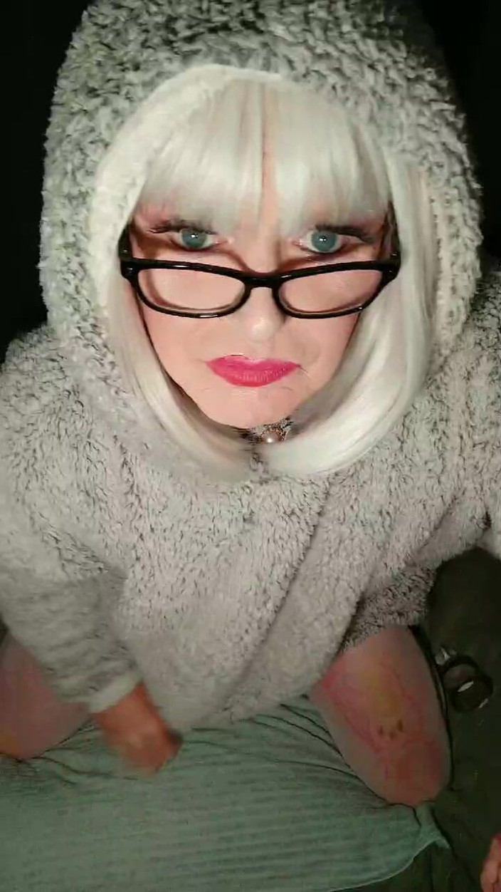 Emma Browne: Linda transexual acabando