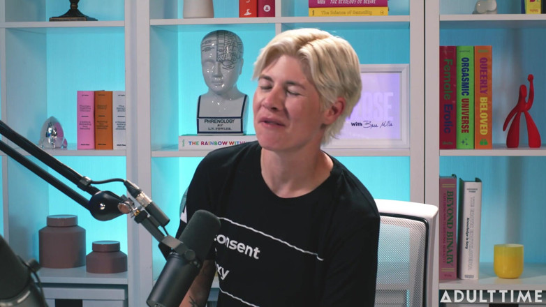 Adult Time Podcast: Lulu Chu, catholique, culpabilité et pipi après s*x | Le podcast...
