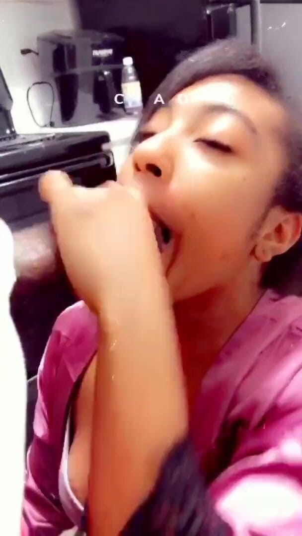 Fijii pornbox: Ich kam über, schlampiger blowjob, kam, um ihre pfeifen zu reparieren,...