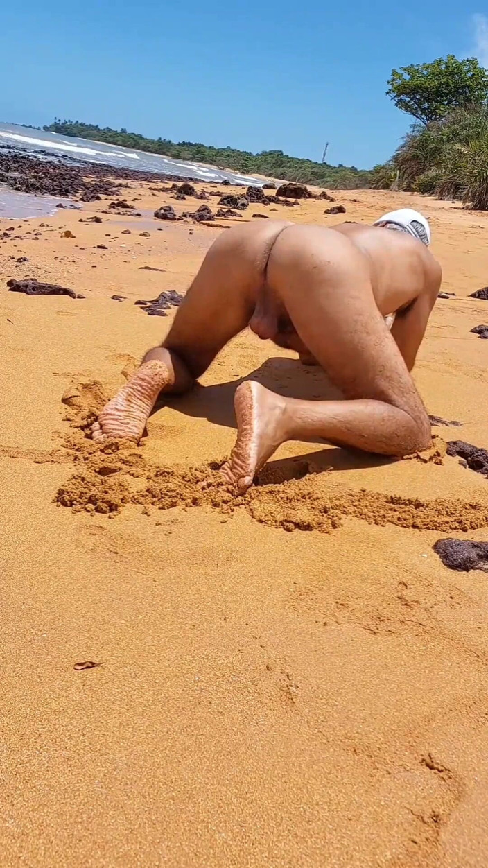 Ladysilvas: Ladysilva naakt op het strand wat een hete hoer