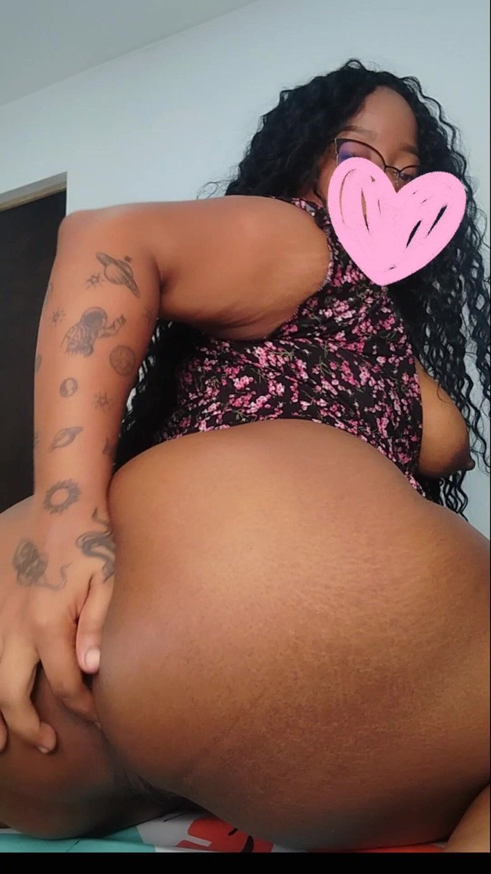 brunette: Remaja yang sedap berkongkek