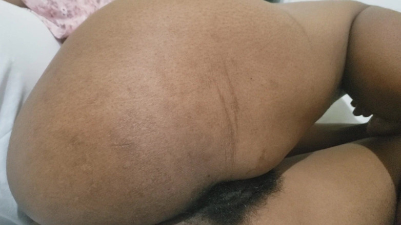 Lovemina: Sexy culo miLF con corpo sinuoso - fiducia matura, fascino di...