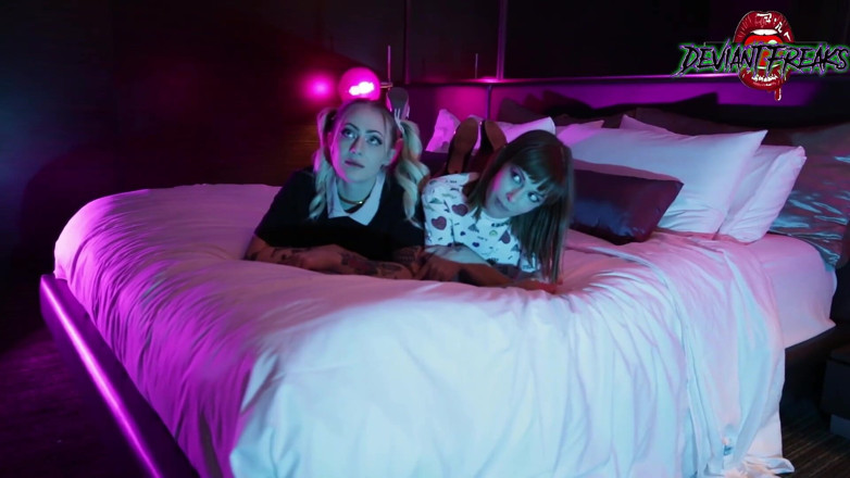Deviant Freaks: Trio anale di ragazze collge cattive- BabySid, alexa nova, e...
