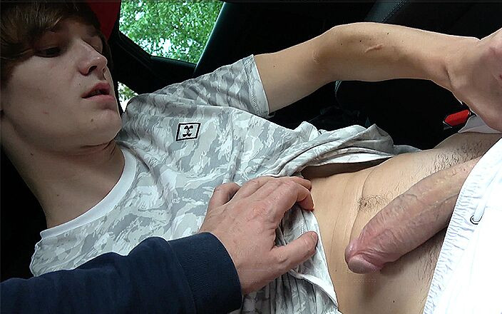 East Boys studio: В путешествии с Antony - Часть 1